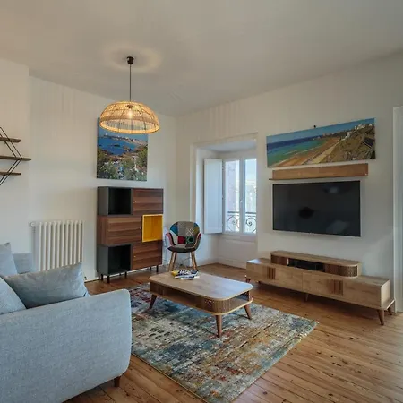 Imperial In The Center Of Close To The ביאריץ